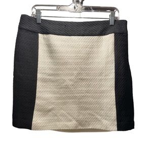 Banana Replublic Off White Cream and Black Skirt size 10